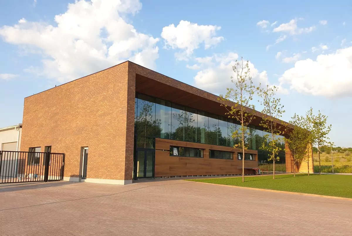 Proiect UNGUREANU ART, materiale folosite : Klinker, Roben, Manus, Java,