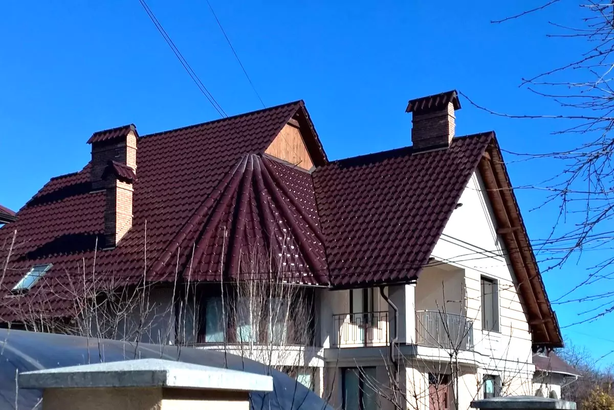 ProiectUNGUREANU ART, materiale folosite: Futura, Finese, Weinrot